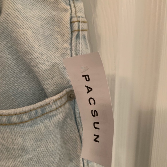 Jeans - Picture 3 of 7